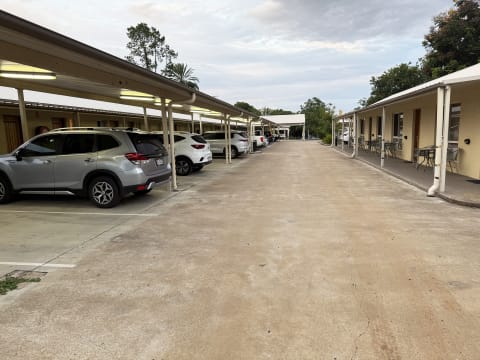 CENTRAL QLD LEASEHOLD MOTEL - 1934ML