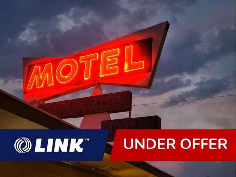 Regional QLD Leasehold Motel - 21 Rooms with Restaurant