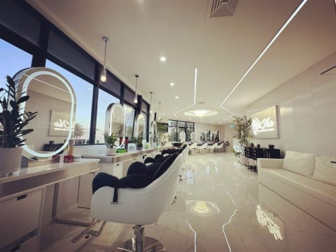 FOR SALE - Modern Hair, Nail & Beauty Salon in Morley