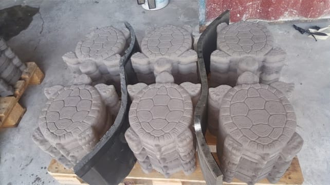 NO COMPETITION - UNIQUE GARDEN/LANDSCAPING PRODUCTS