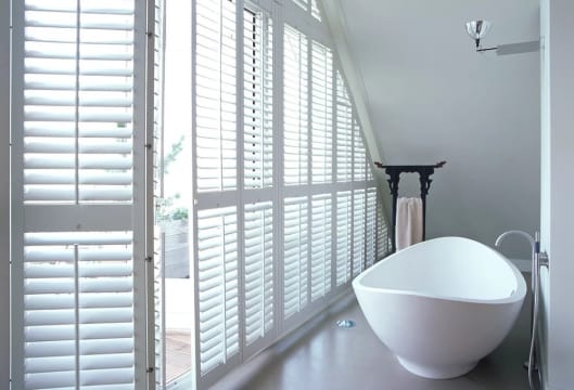 Curtain and Blind Retailer in Hobart, Trading Since 1998! (Our Ref: T548)