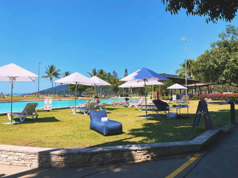 Airlie Beach Lounge Hire