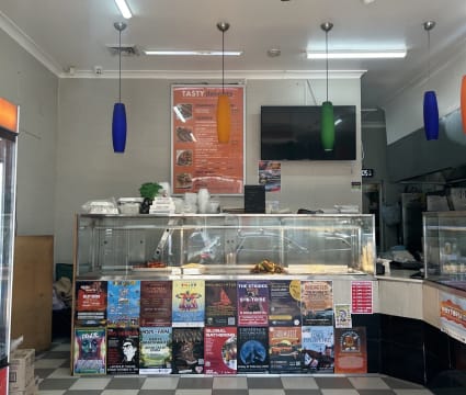 Busy Takeaway - Chicken and Chips + Asian Cuisine - Umina Beach, NSW