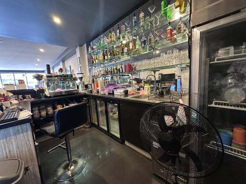 ​Asian Cafe Restaurant Near Clayton | Shop Size 150m2, Seating 80