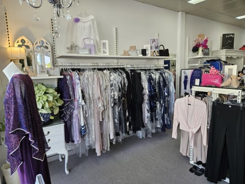 Retail Fashion and Accessories Store – East Gosford