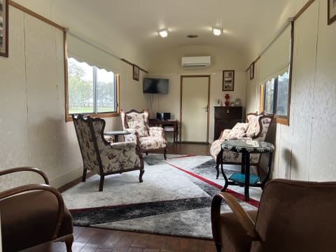 RELOCATE A HIGHLY SUCCESSFUL, AWARD WINNING B&B OPERATION