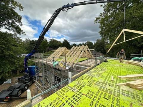 Profitable Crane Hire Business | $264k+ to one working owner