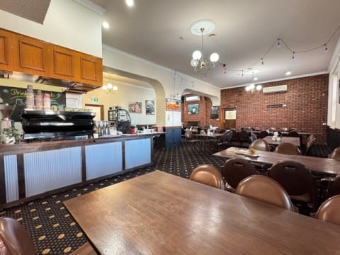 Maitland Hotel South Australia FREEHOLD INVESTMENT