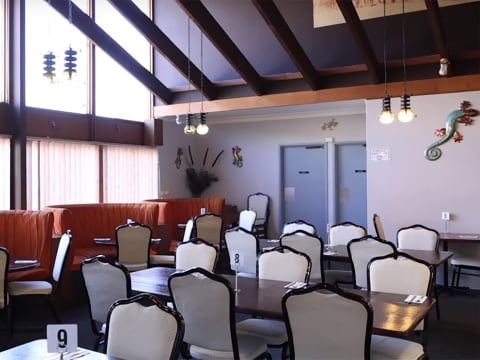 STRONG TRADER, SOLID PROFITS, NEWELL AND STURT HIGHWAYS - 985MF