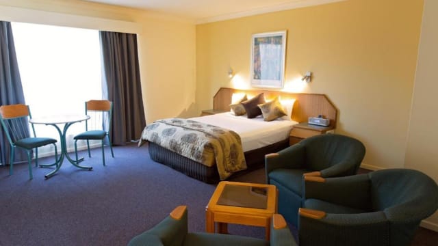 Prime Mackay Leasehold Motel – Strong Income, High Occupancy & Exceptional Location