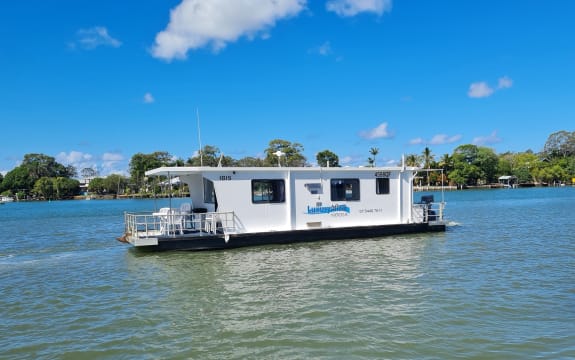 Unique Noosa River Lifestyle Opportunity!