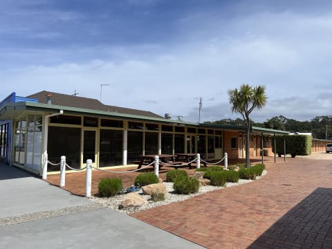 EXPRESSIONS OF INTEREST - 2889MF