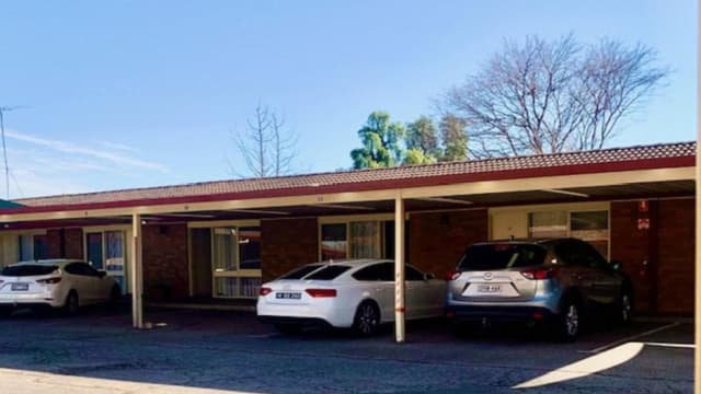 UNDER OFFER - Albury City Motel