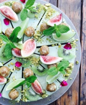 UNIQUE OPPORTUNITY IN MERMAID BEACH