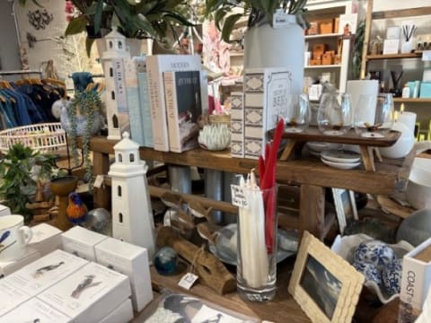 Specialty Gifts for Coastal Living (CS26126)