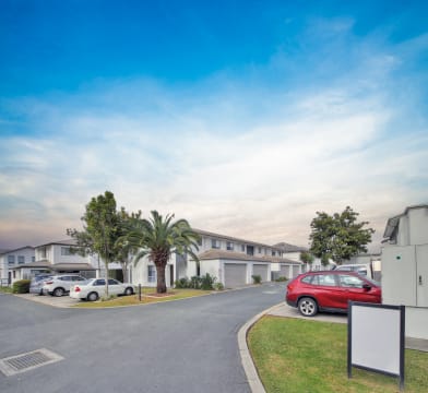 BUSINESS ONLY | NET PROFIT OVER $433,000 / TOPPED UP TO FULL 25 YEAR TERM! | Resort Brokers ID : ...