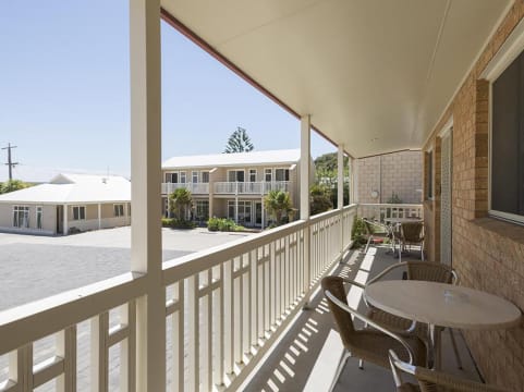 SECURE THIS BEAUTIFUL COASTAL MOTEL BEFORE BEFORE SOMEONE ELSE DOES - 2657MF