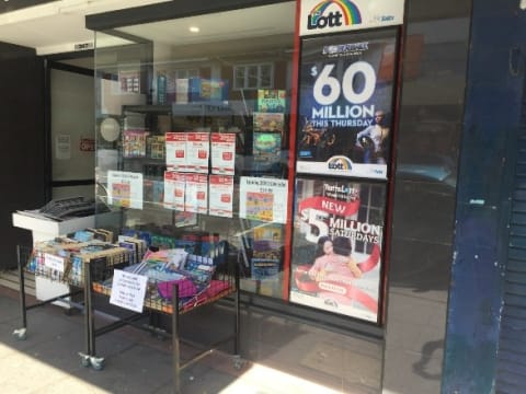 Hampton Newsagency (RDT410)
