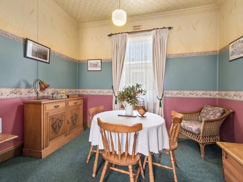 Award Winning Historic BnB or Private Residence Fully Furnished $325,000