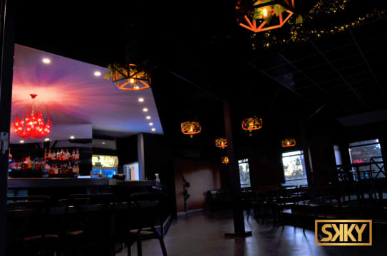 Night club / Pub with full commercial kitchen / Must be sold - Put in an Offer!