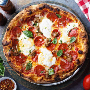 LICENSED RESTAURANT & PIZZERIA