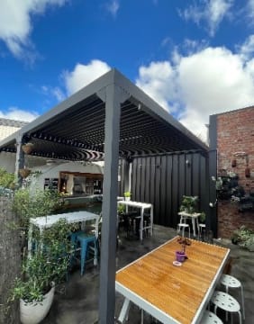 Regional Cafe & Gelato Bar (DWDM2508)