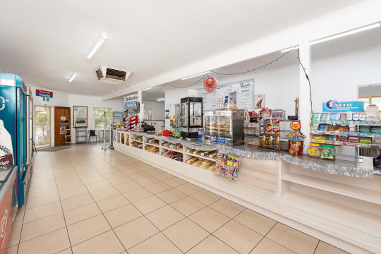 *SOLD BY VENTURE COMMERCIAL*