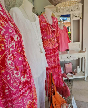 Retail Fashion and Accessories Store – East Gosford