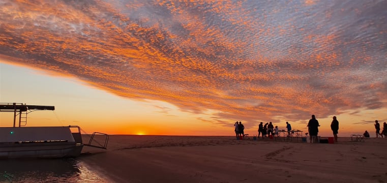 NATURE AND KARUMBA SAND ISLAND SUNSET CRUISES