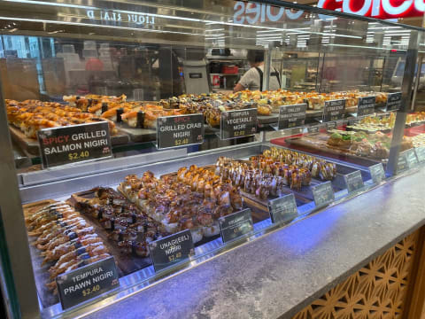 Profitable and stable income sushi takeaway business