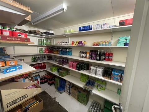 Easy-to-run petrol station with untapped revenue streams