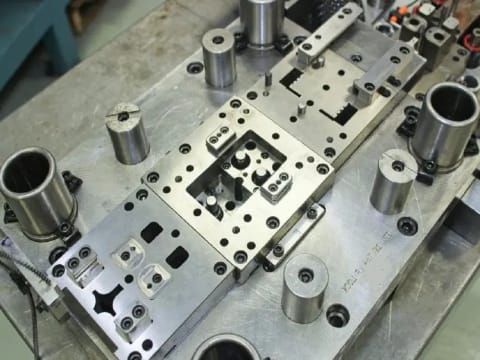 Kq81eifeikcgxv8hxkv2