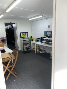 Kwbc9tphxwgodxolu878