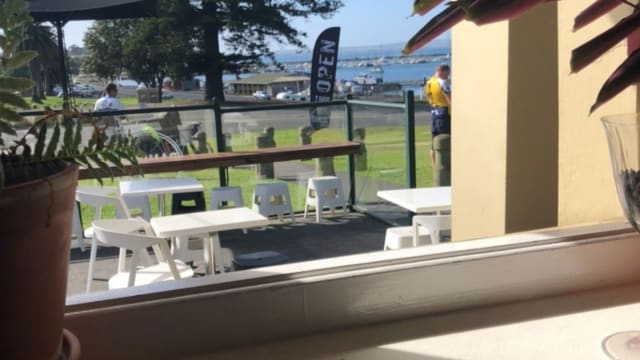 High-Exposure Waterfront Café with Growth Potential