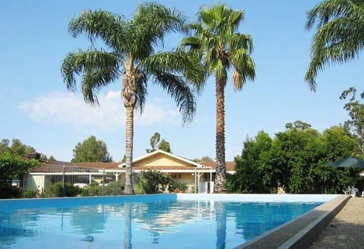 EXCEPTIONAL RARE OPPORTUNITY, 74-ROOM LEASEHOLD MOTEL, WESTERN NSW - 893ML