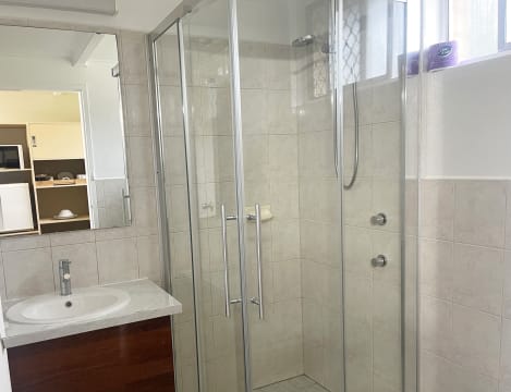 SECURE FREEHOLD MOTEL WITH VALUE-ADD POTENTIAL - 1434MF