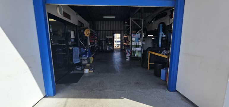 Established Townsville Automotive Workshop – 45+ Years