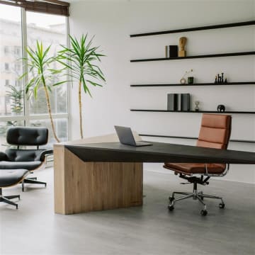 Coming Soon: Ergonomic Omnichannel Business | 3 Stores