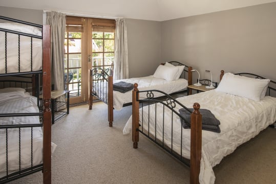 Cafe/Restaurant/Event Space - Business Opportunity