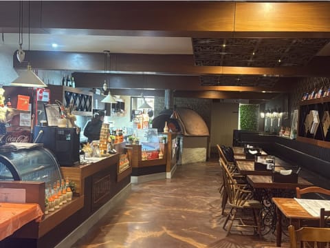 PIZZA RESTAURANT -  BALD HILLS FOR SALE  $139,000 plus SAV