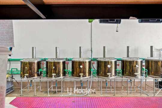 Big Gal's Brew Shed | Brew-On-Premises & Retail | Bunbury