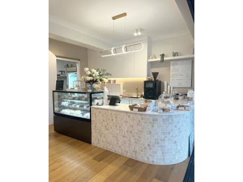 Award-Winning Cake and Café Business, Sutherland Shire, 4 Revenue Streams