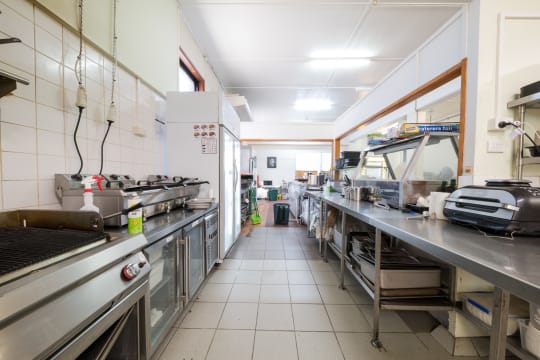 Grand Central Hotel Proserpine