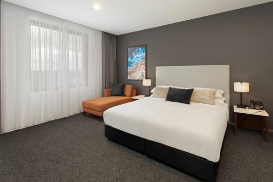 FIRST TIME EVER OFFERED – GIPPSLAND'S LEADING HOTEL INVESTMENT | Resort Brokers ID : FH009290