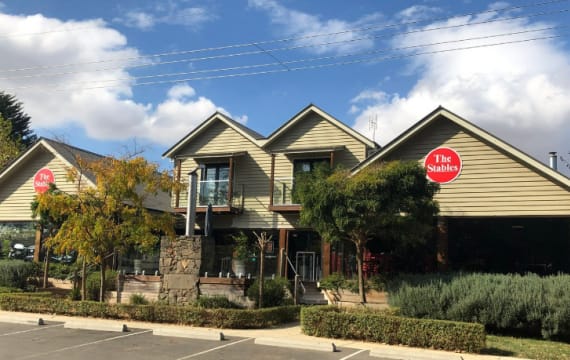 Licensed Restaurant & Wood-Fired Pizzeria - Malmsbury, Central Victoria