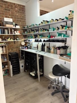 Hair Salon Aldinga for sale