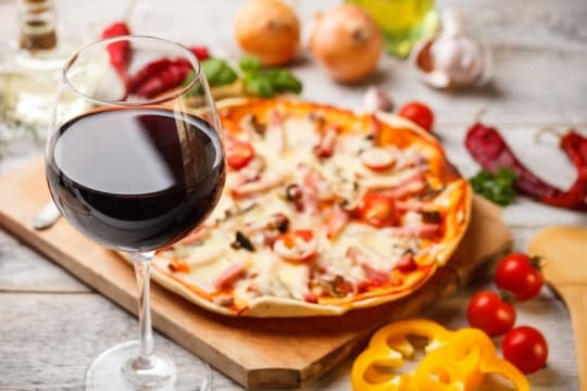Takeaway and Dine-in Pizza Shop Restaurant | Liquor License | 30 Years Same Owner | Short Hours -...