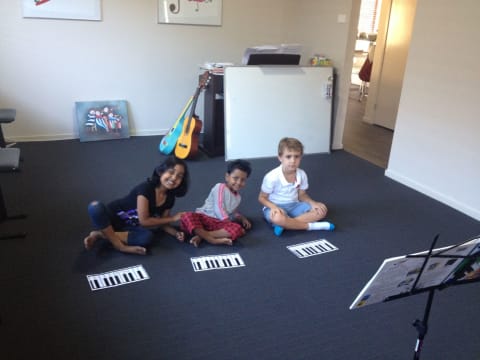 Smart Children Play Piano