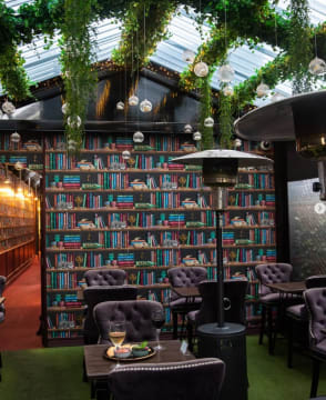 SUPER URGENT SALE Beautifully presented Bar/Restaurant