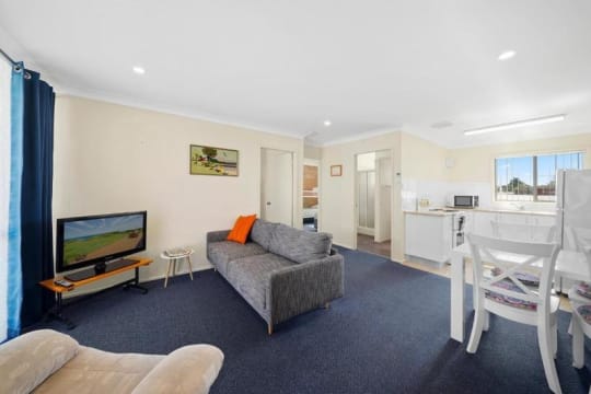 Motel for Sale - Prime Mid North Coast Location - Pristine Inspection